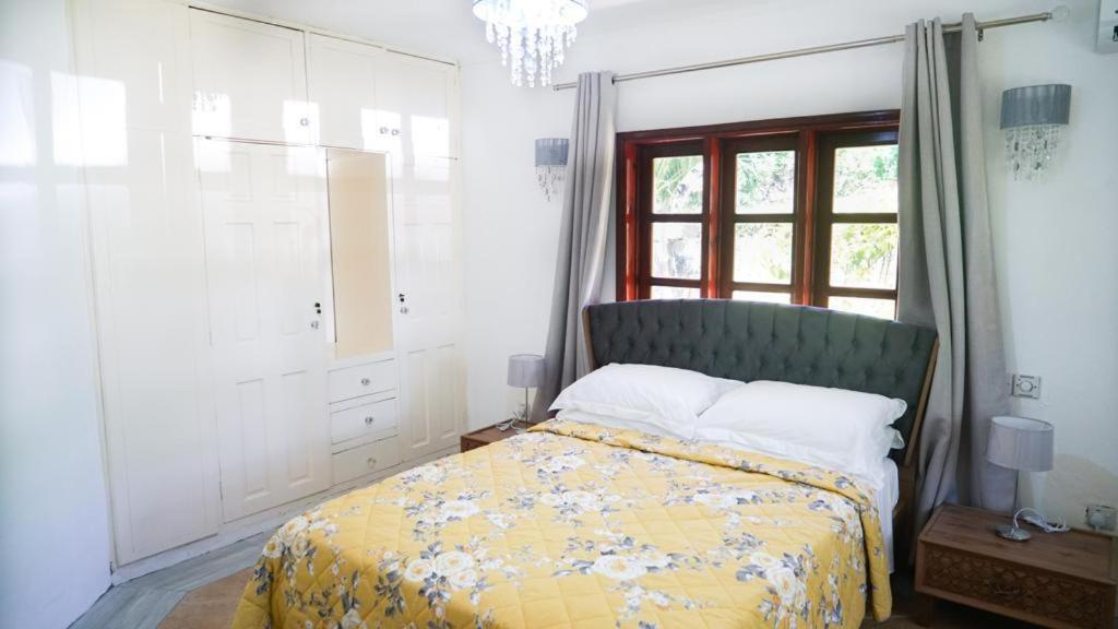 Hotel Ogumka, Self catering , Beoliere, Mahe Victoria Exterior foto